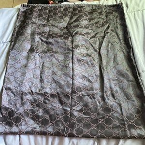 Gucci dust bag